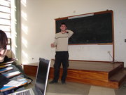 Luis dando la charla (9796 B/73,7 KB)
